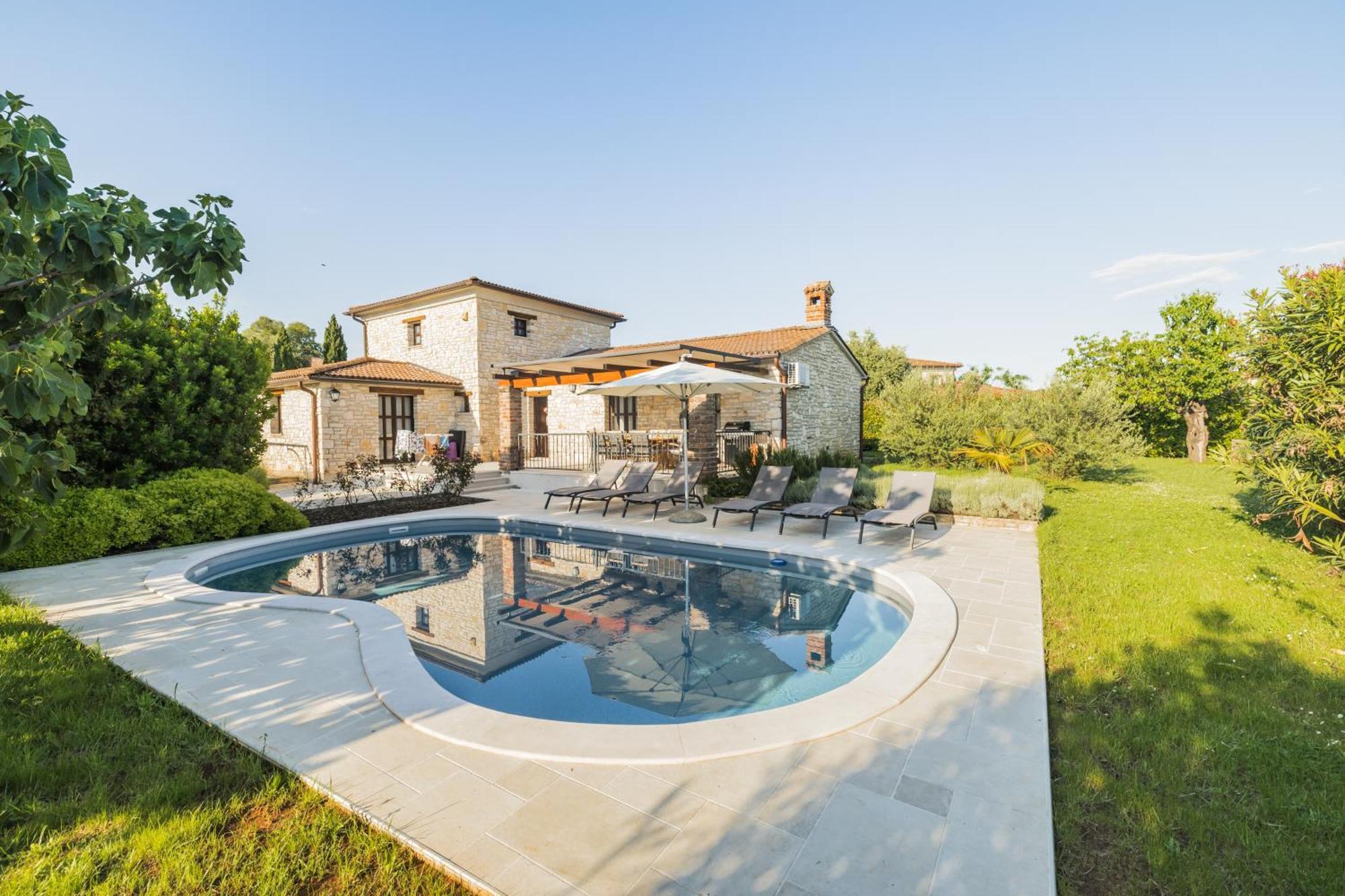 Wunderschöne Villa Jurinea mit privaten Pool Barat  Exterior foto