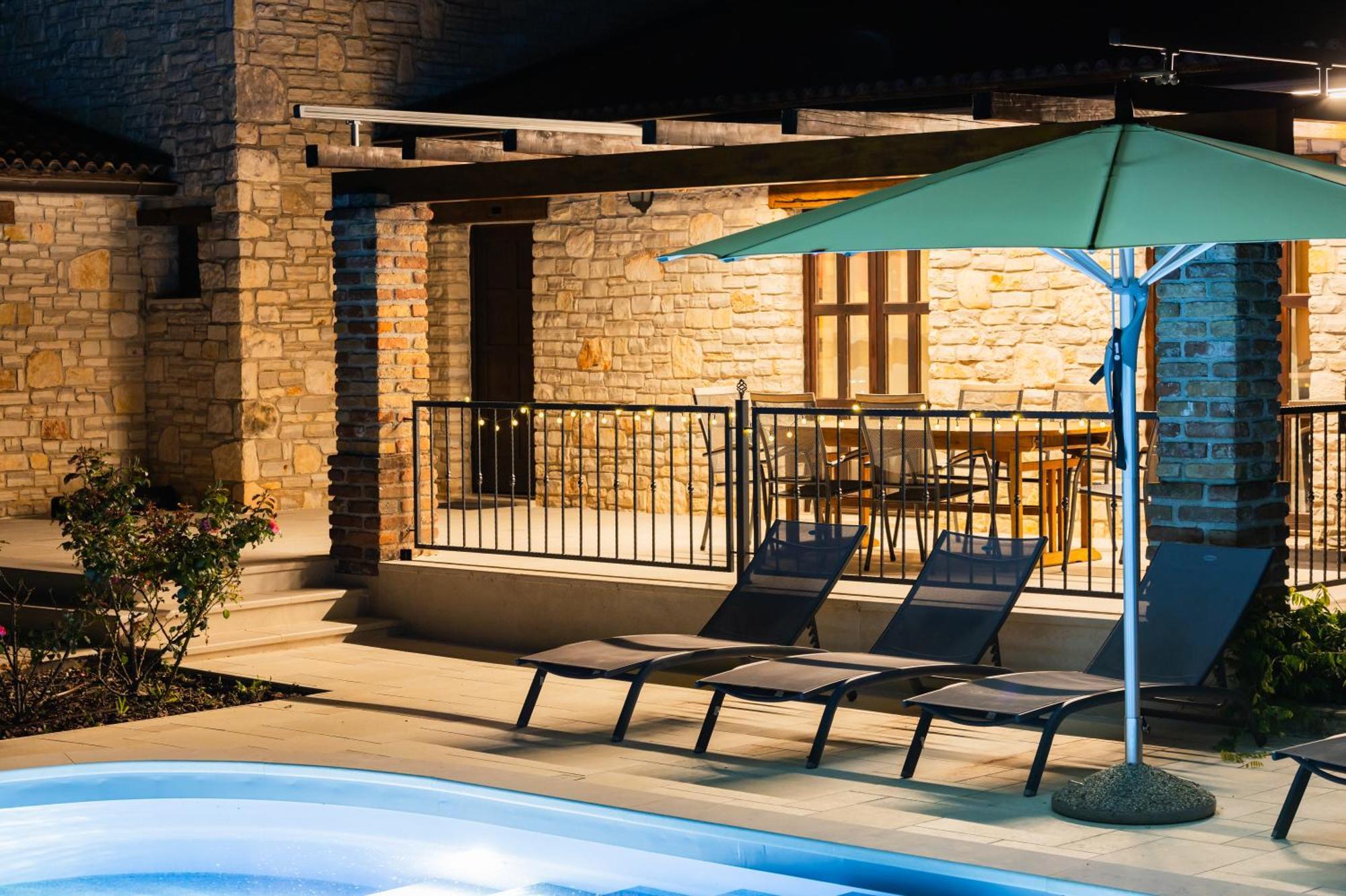 Wunderschöne Villa Jurinea mit privaten Pool Barat  Exterior foto